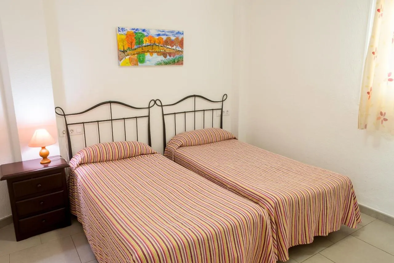 Aparthotel Hamilton Court Santo Tomás